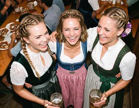 Frisuren zum Dirndl: 8 Ideen für das Oktoberfest