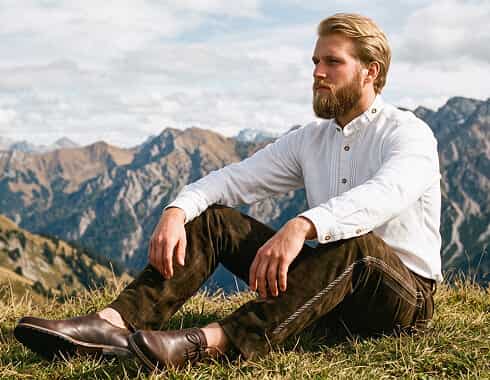 Trachtenhemd oder normales Hemd: Wo liegt der Unterschied?