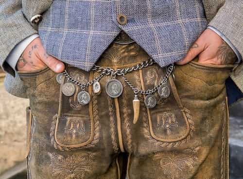 Stilsichere Oktoberfest-Accessoires für Männer